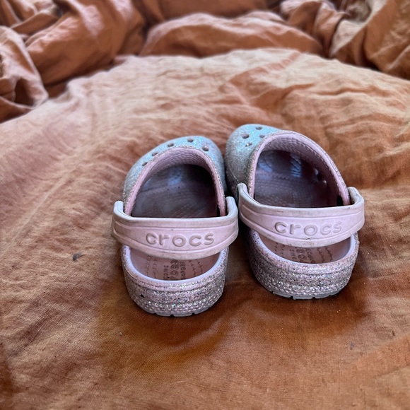 Sparkly Pink Crocs - Picture 3 of 4